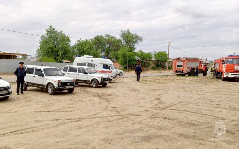 В Лаганской коррекционной школе-интернате провели пожарно-тактические учения